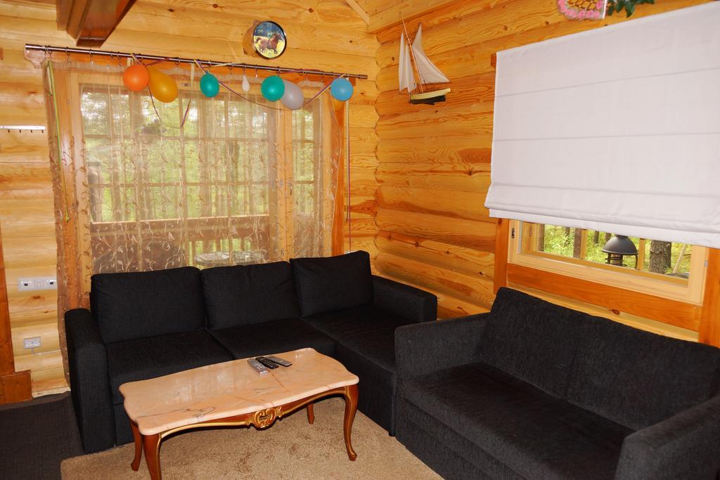 Kettu Holl Cottage Taipalsaari Eksteriør billede